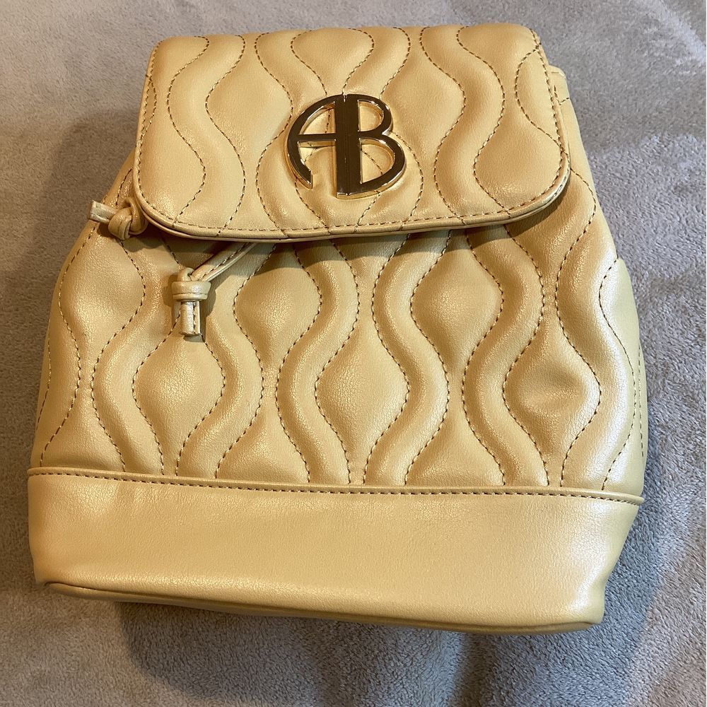 NWT Alexis Bendel Women's Vegan Leather Quilted Everyday Backpack for Travel